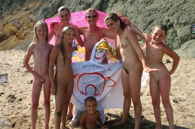 Pure nudism photo -  [set 57]